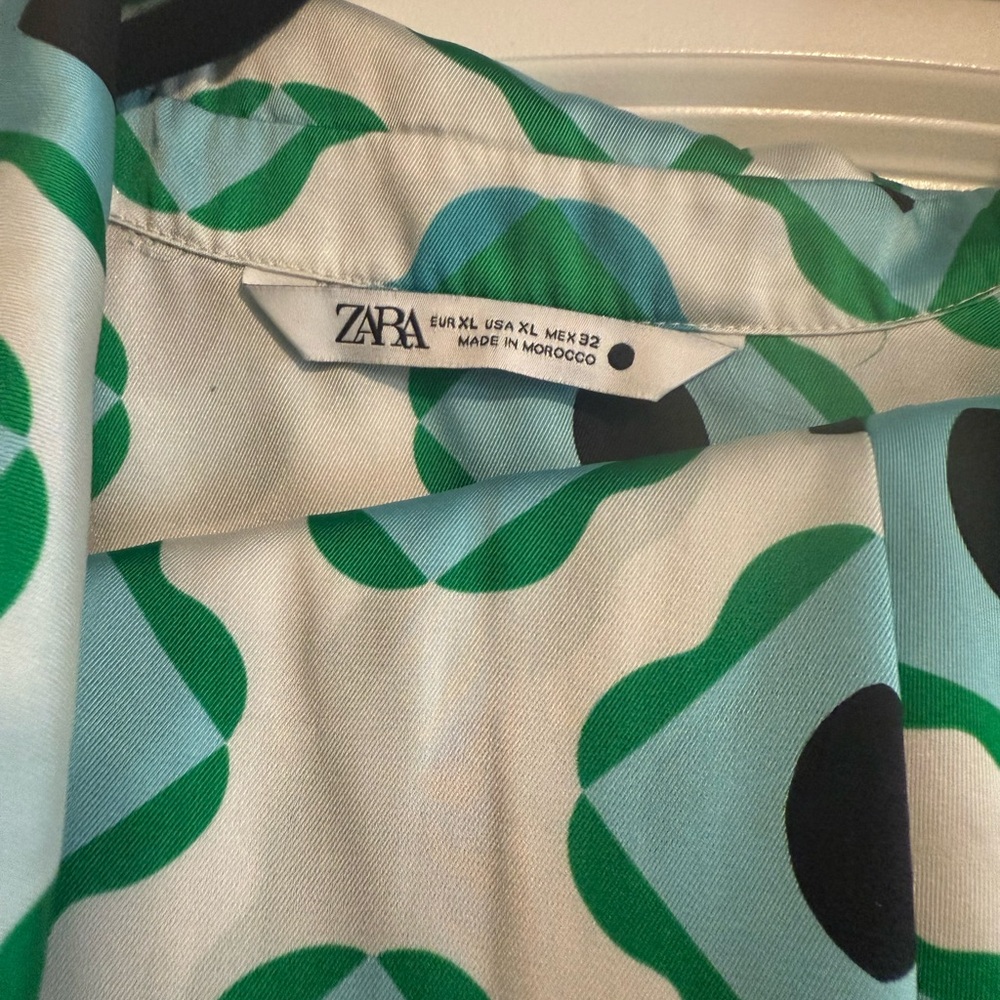 Zara Green and Black Patterned Blouse and Pants